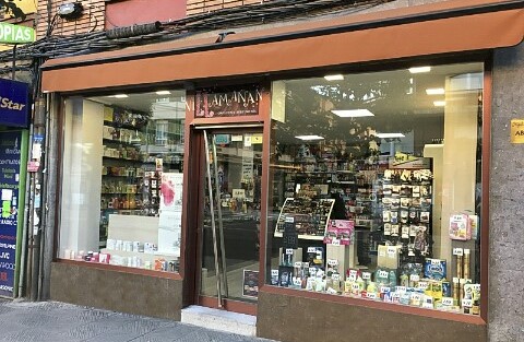 Droguería perfumería Villamañan